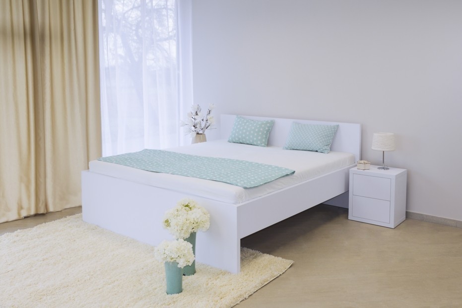 Ahorn TROPEA - moderní lamino postel s plným čelem 140 x 210 cm, lamino
